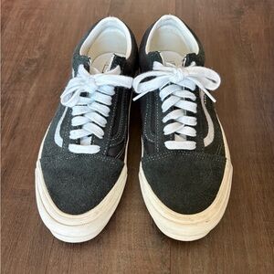 Vans Classic Black and White Men's Sneakers